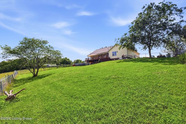 48 Hunters Trace, Taylorsville, KY 40071