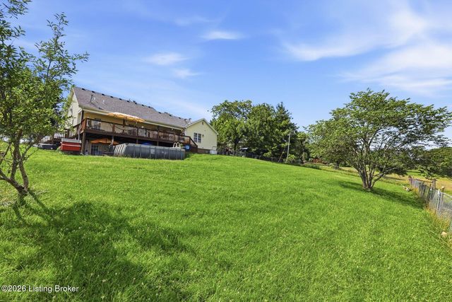 48 Hunters Trace, Taylorsville, KY 40071