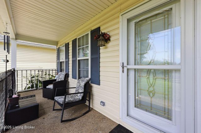 48 Hunters Trace, Taylorsville, KY 40071