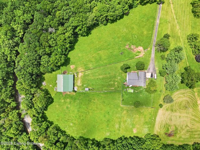 48 Hunters Trace, Taylorsville, KY 40071