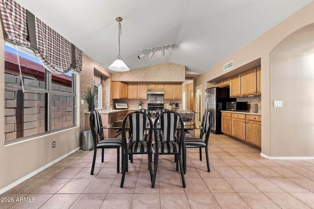 11328 E PETERSON Avenue, Mesa, AZ 85212