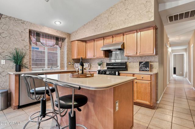 11328 E PETERSON Avenue, Mesa, AZ 85212