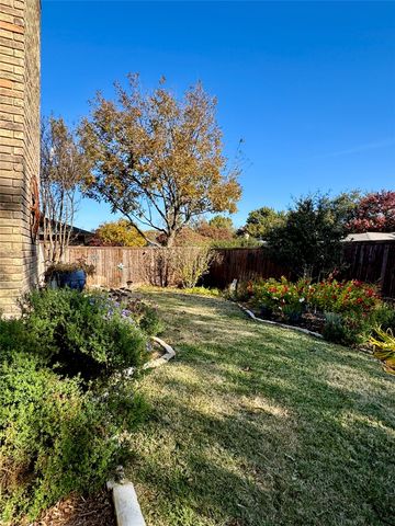 3002 Townbluff Drive, Plano, TX 75075