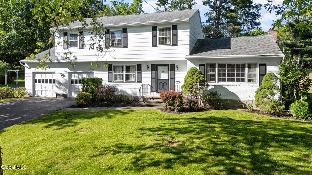 21 Laury Lane, Glenville, NY 12302