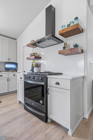 2548 Golden Valley Parkway S, Fargo, ND 58104