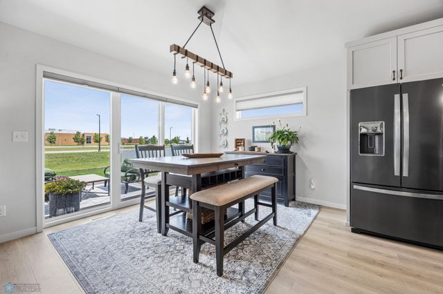 2548 Golden Valley Parkway S, Fargo, ND 58104