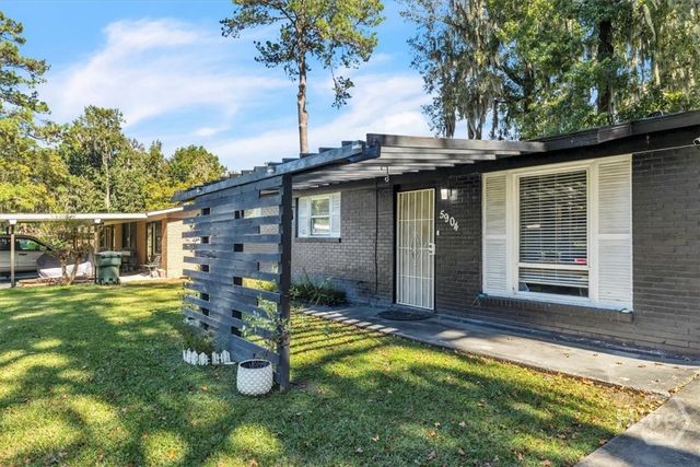 5904 Fairview Avenue, Savannah, GA 31406