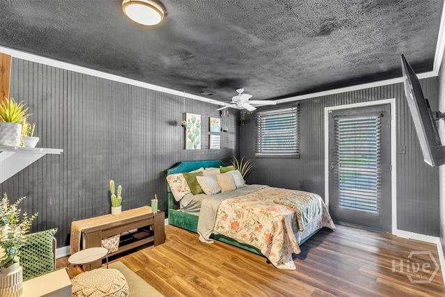 5904 Fairview Avenue, Savannah, GA 31406