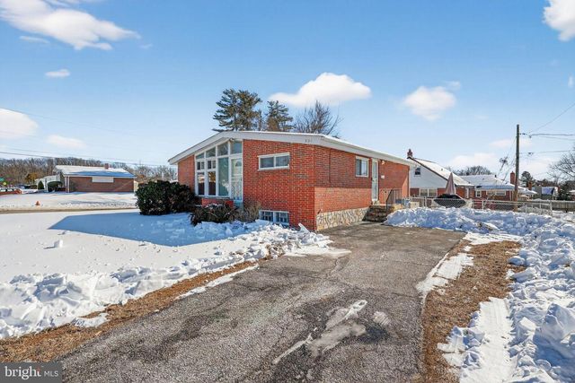 801 STURGIS PL, Baltimore, MD 21208