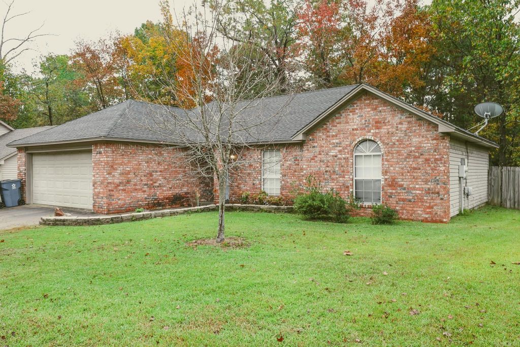2709 Pinedale Cove, Benton, AR 72015