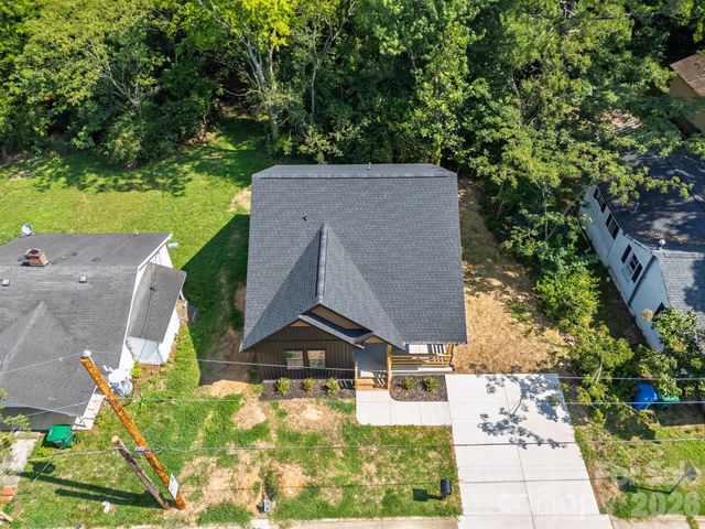 1033 Martin Luther King Jr Drive, Albemarle, NC 28001