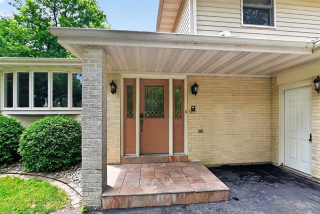 3924 S Meadow Drive, Middleton, WI 53562