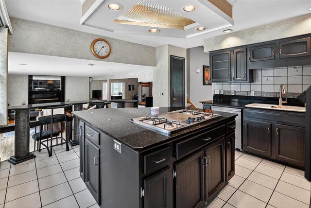 3924 S Meadow Drive, Middleton, WI 53562