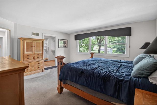 3924 S Meadow Drive, Middleton, WI 53562