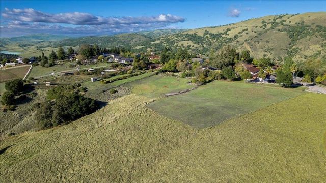 0 Oak Canyon Dr, Morgan Hill, CA 95037