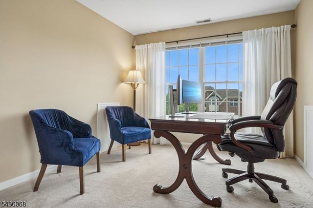 62 Blue Grass Blvd, Branchburg Twp., NJ 08876