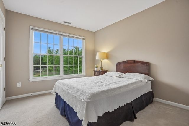 62 Blue Grass Blvd, Branchburg Twp., NJ 08876