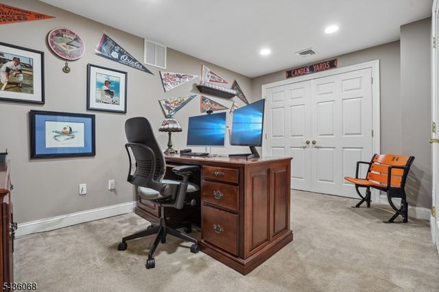 62 Blue Grass Blvd, Branchburg Twp., NJ 08876