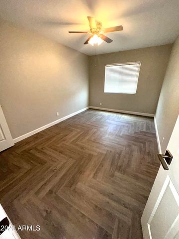 4717 E BELLEVIEW Street, Phoenix, AZ 85008