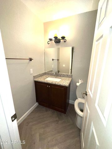 4717 E BELLEVIEW Street, Phoenix, AZ 85008