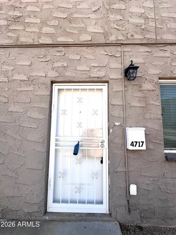 4717 E BELLEVIEW Street, Phoenix, AZ 85008