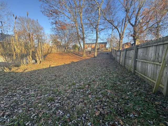 432 Andrews Ave, Hartsville, TN 37074
