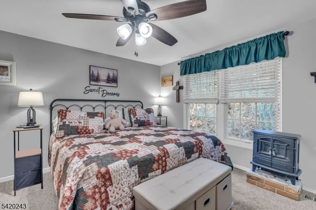 29 Cambridge, Oxford Twp., NJ 07863