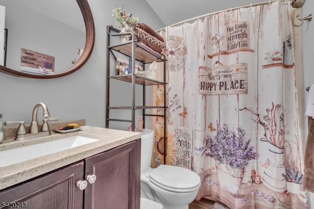 29 Cambridge, Oxford Twp., NJ 07863