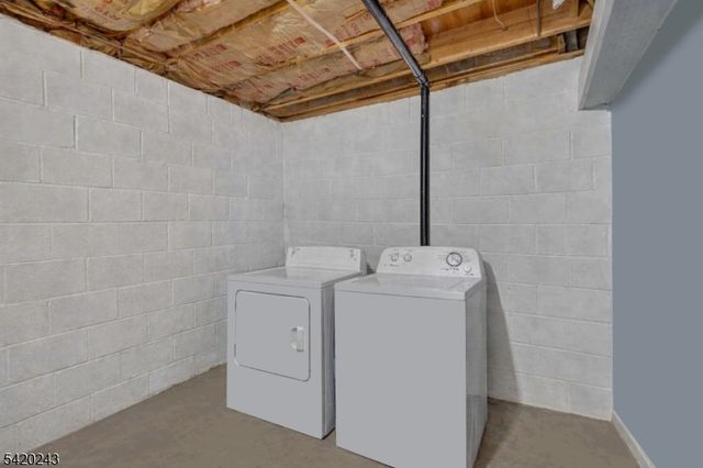 29 Cambridge, Oxford Twp., NJ 07863