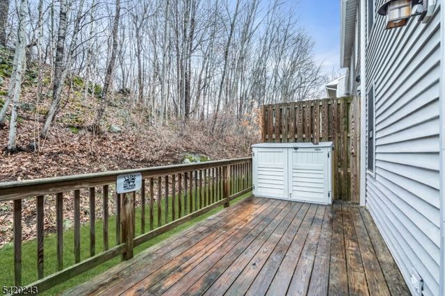 29 Cambridge, Oxford Twp., NJ 07863