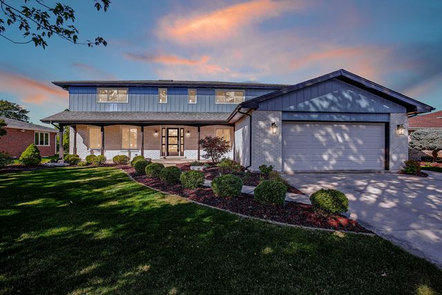 15636 Chapel Hill Road, Orland Park, IL 60462