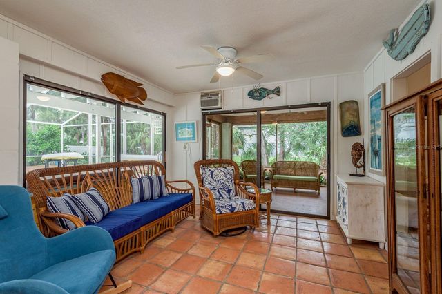 737 OHIO AVENUE, Palm Harbor, FL 34683