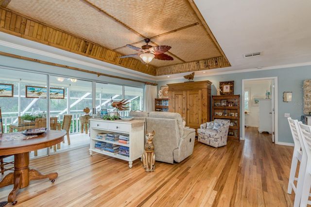 737 OHIO AVENUE, Palm Harbor, FL 34683