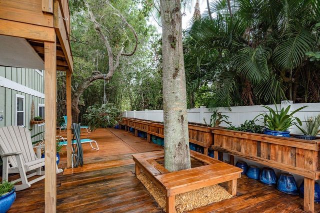 737 OHIO AVENUE, Palm Harbor, FL 34683