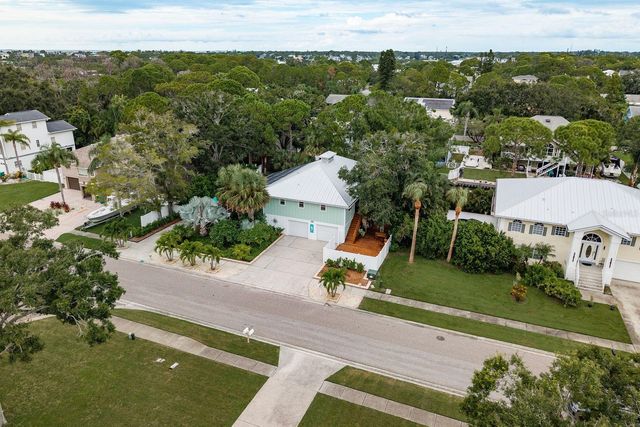 737 OHIO AVENUE, Palm Harbor, FL 34683