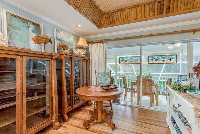 737 OHIO AVENUE, Palm Harbor, FL 34683