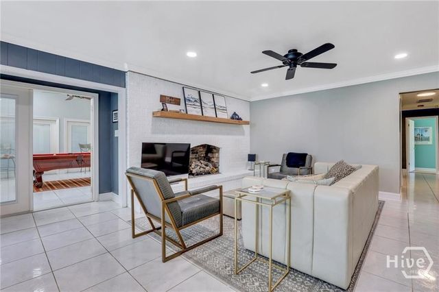 387 Hunt Drive, Savannah, GA 31406