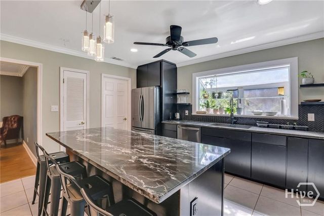 387 Hunt Drive, Savannah, GA 31406