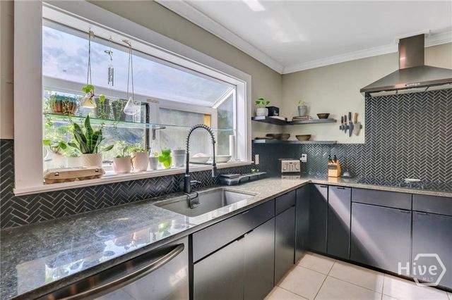 387 Hunt Drive, Savannah, GA 31406