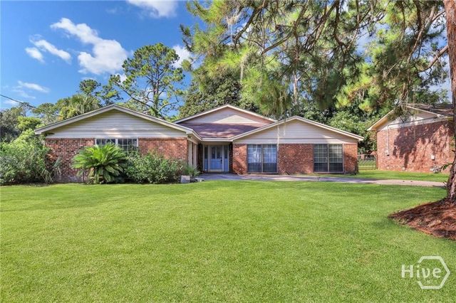 387 Hunt Drive, Savannah, GA 31406