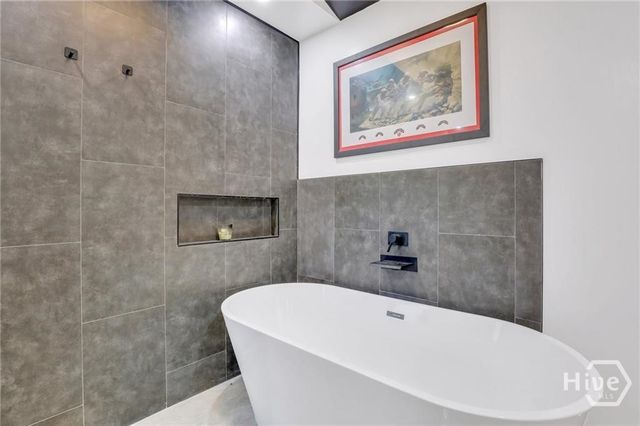 387 Hunt Drive, Savannah, GA 31406