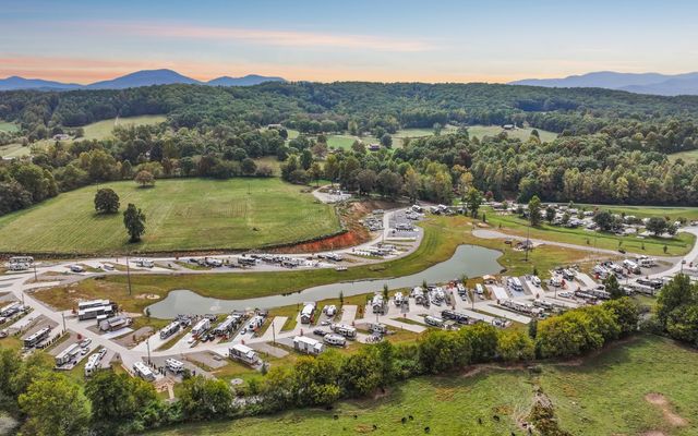 177 Mountain Meadows Drive, Morganton, GA 30560