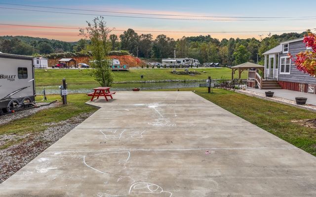 177 Mountain Meadows Drive, Morganton, GA 30560