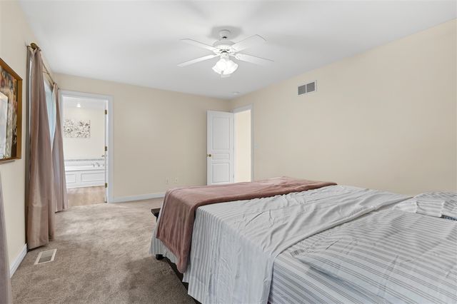 4633 Chasemoor Drive, Portage, MI 49024