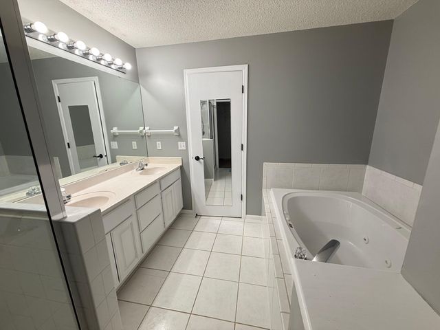 9113 Medley Circle, Golden Valley, MN 55427
