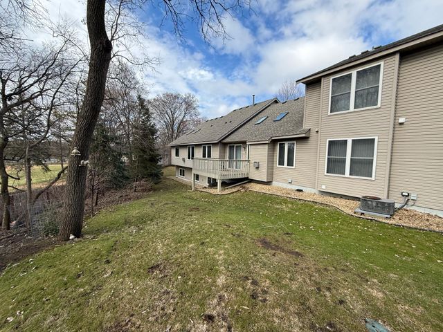 9113 Medley Circle, Golden Valley, MN 55427