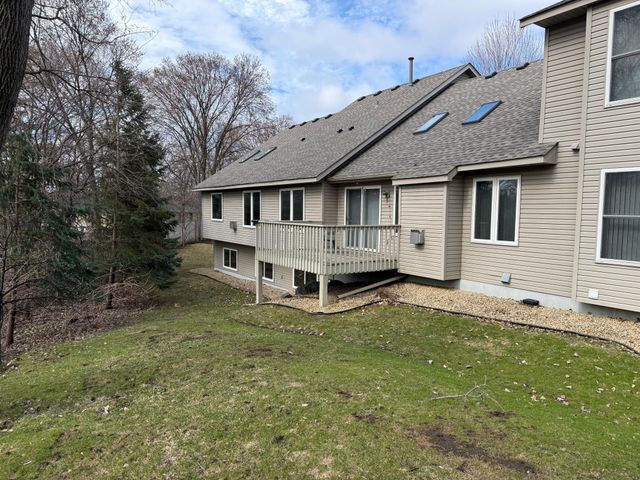 9113 Medley Circle, Golden Valley, MN 55427