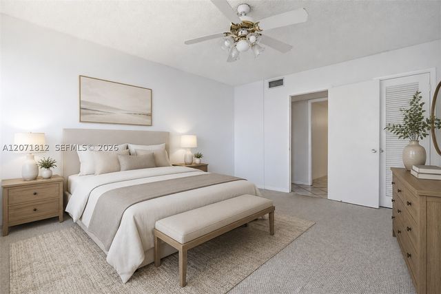 111 Golden Isles Dr G12, Hallandale Beach, FL 33009