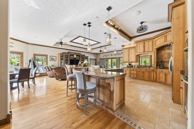 480 Mobley Rd, Clarksville, TN 37043