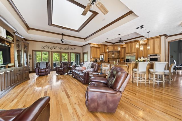 480 Mobley Rd, Clarksville, TN 37043